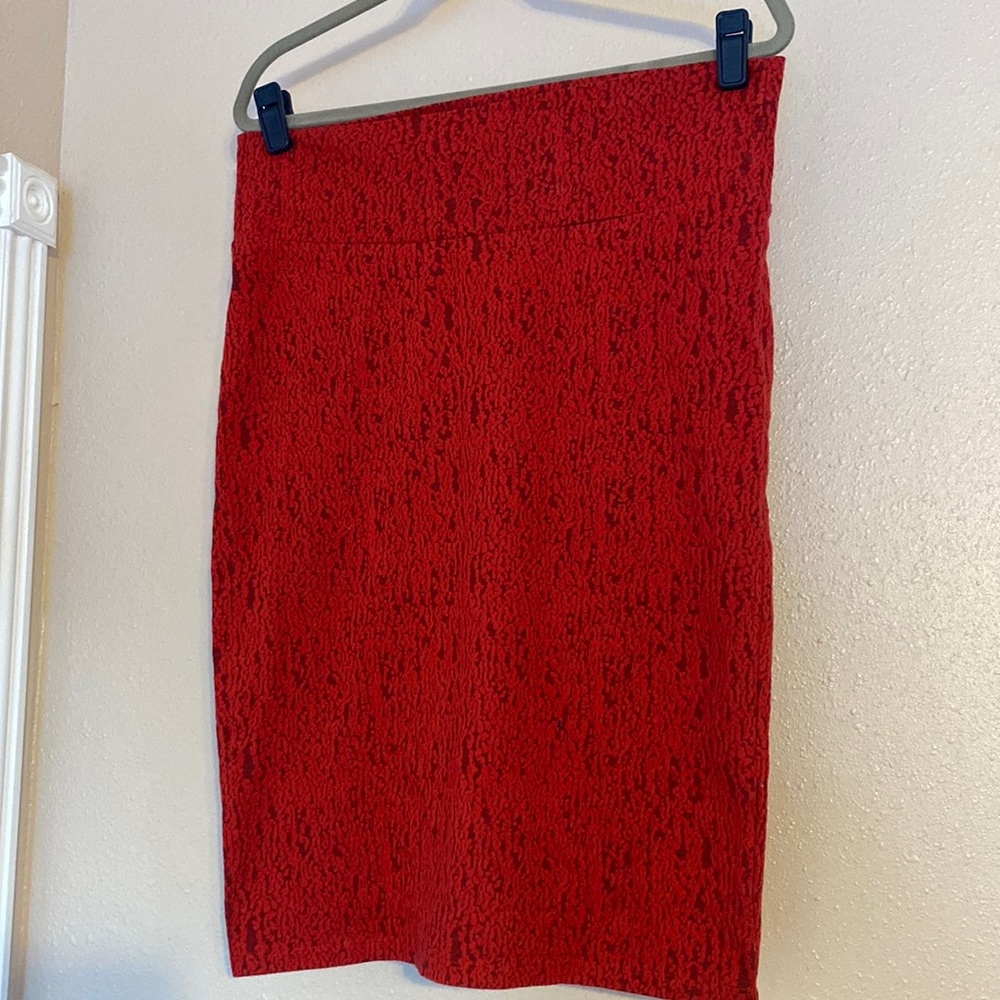 Gorgeous red pencil skirt by lularoe size L